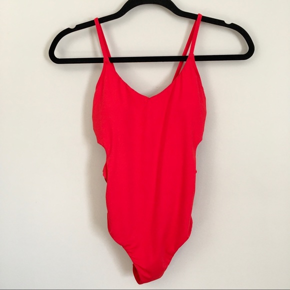 ❌SOLD❌NWT Billabong sol searcher red one piece - Picture 2 of 8